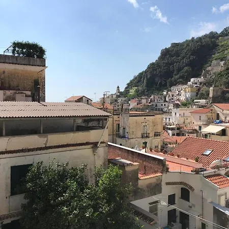 Apartman Un Angolo Di Paradiso
