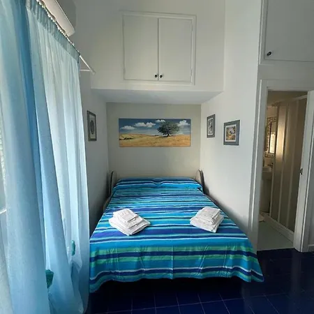 Apartman Un Angolo Di Paradiso